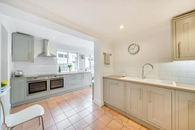 Westfield Road, Woking, GU22, photo 8