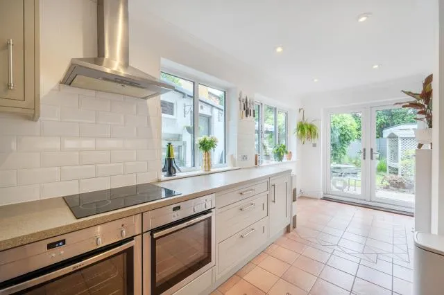 Westfield Road, Woking, GU22, photo 9