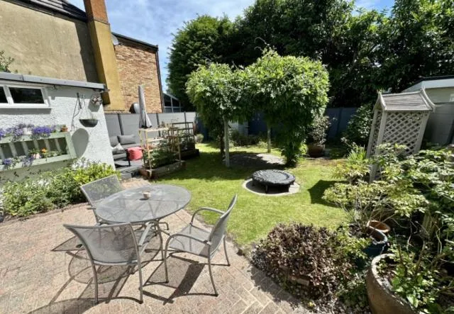 Westfield Road, Woking, GU22, photo 22