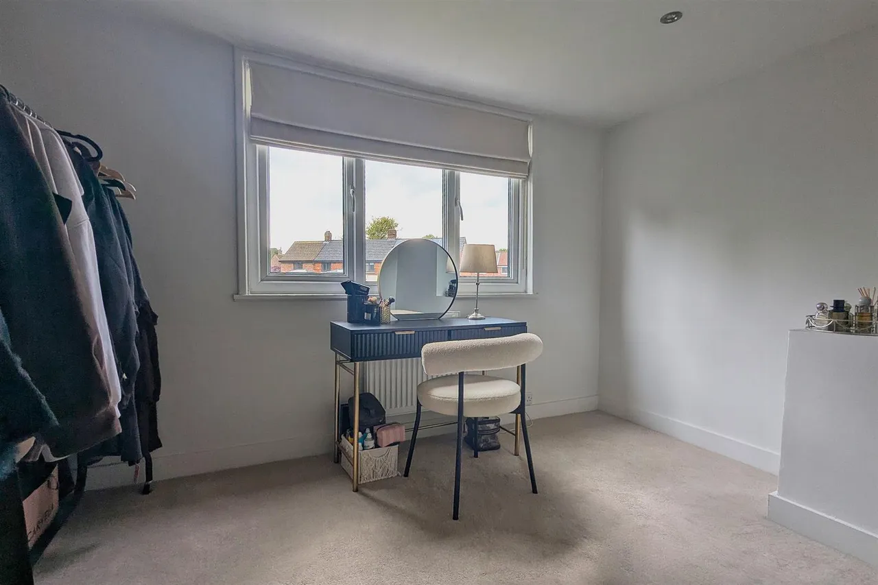 The Close, Little Weighton, photo 7
