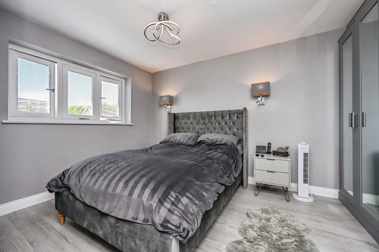 Logfield Drive, Liverpool, L19, photo 14