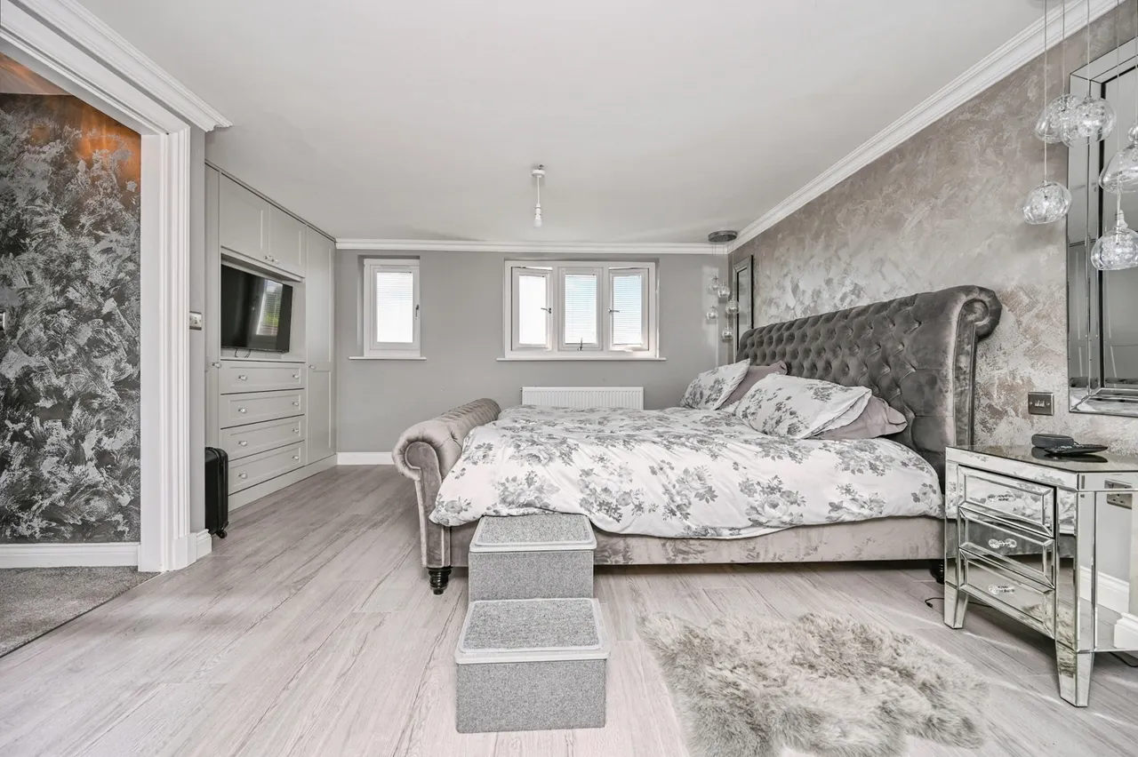 Logfield Drive, Liverpool, L19, photo 18
