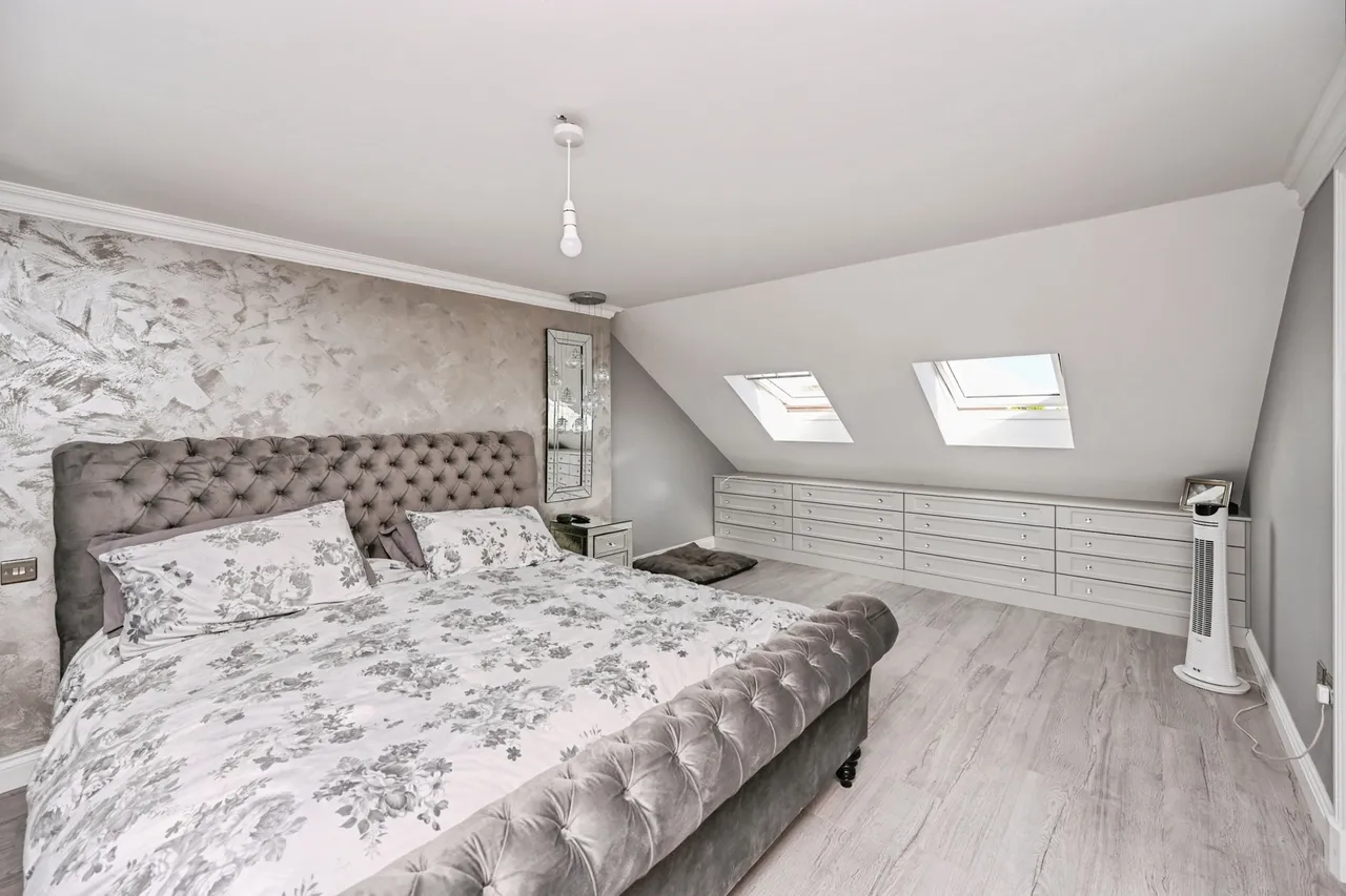 Logfield Drive, Liverpool, L19, photo 16