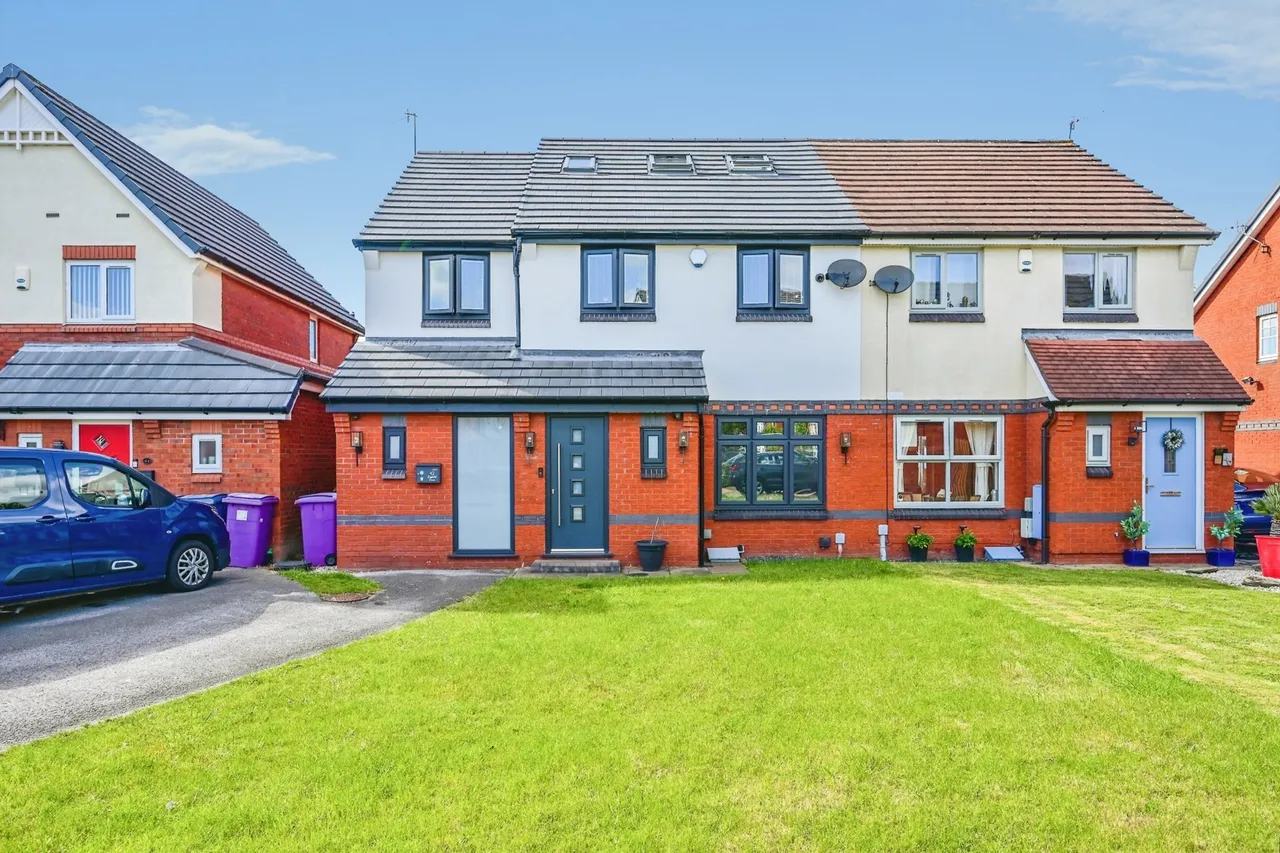 4 bed property for sale, Logfield Drive, Liverpool, L19