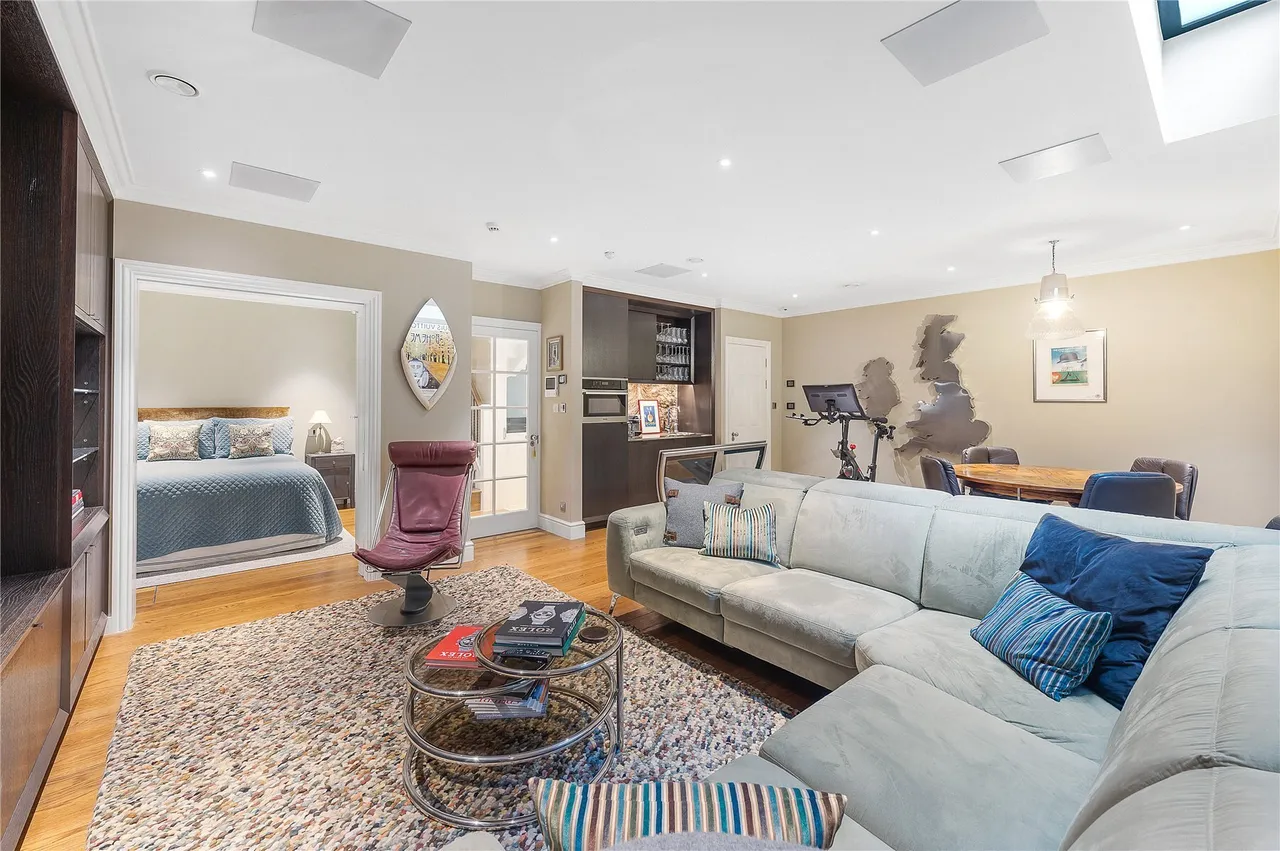 Eaton Mews South, City Of Westminster, London, SW1W, photo 9