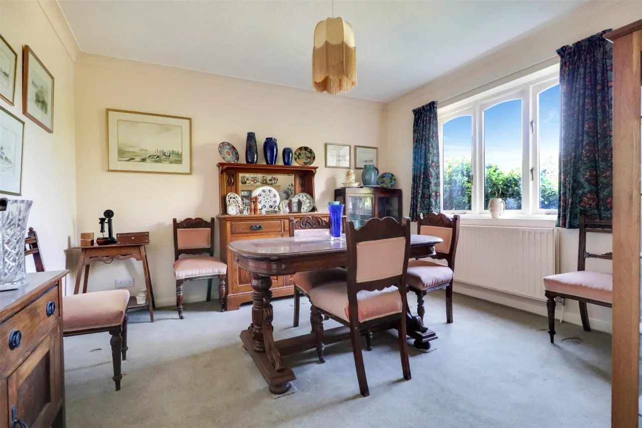 Sycamore Close, Instow, photo 15
