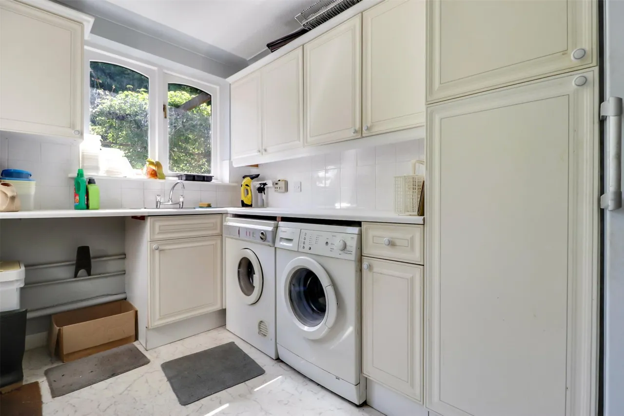 Sycamore Close, Instow, photo 8