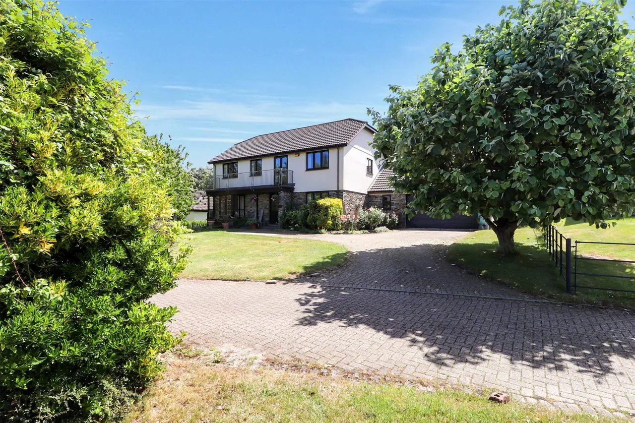 Sycamore Close, Instow, photo 6