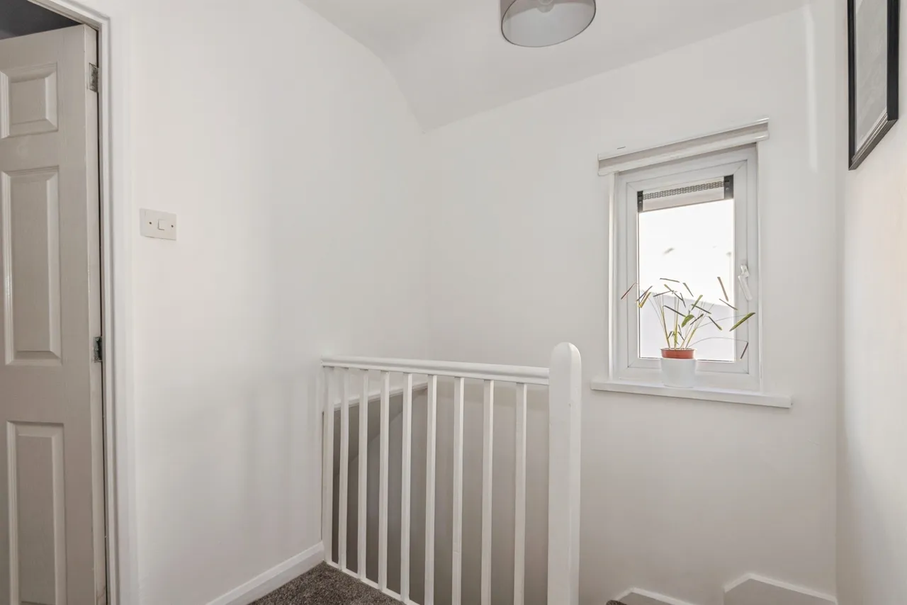 Lyngford Square, Taunton, TA2, photo 8
