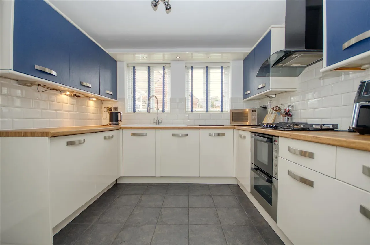 Hickory Gardens, West End, Southampton, SO30 3RN, photo 5