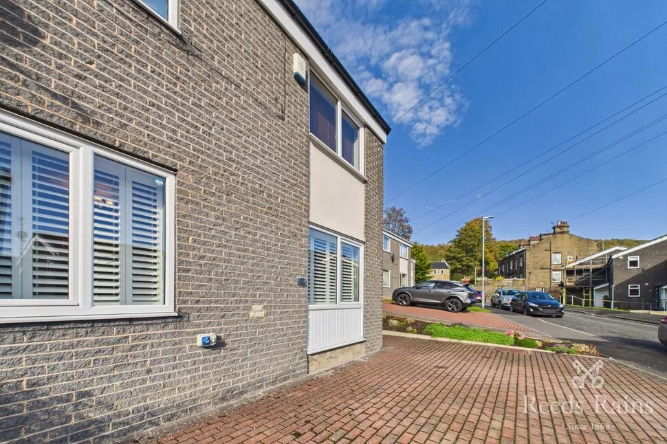 Orchard Walk, Hebden Bridge, HX7, photo 32