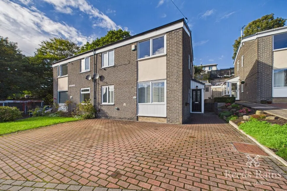 3 bed house for sale, Orchard Walk, Hebden Bridge, HX7