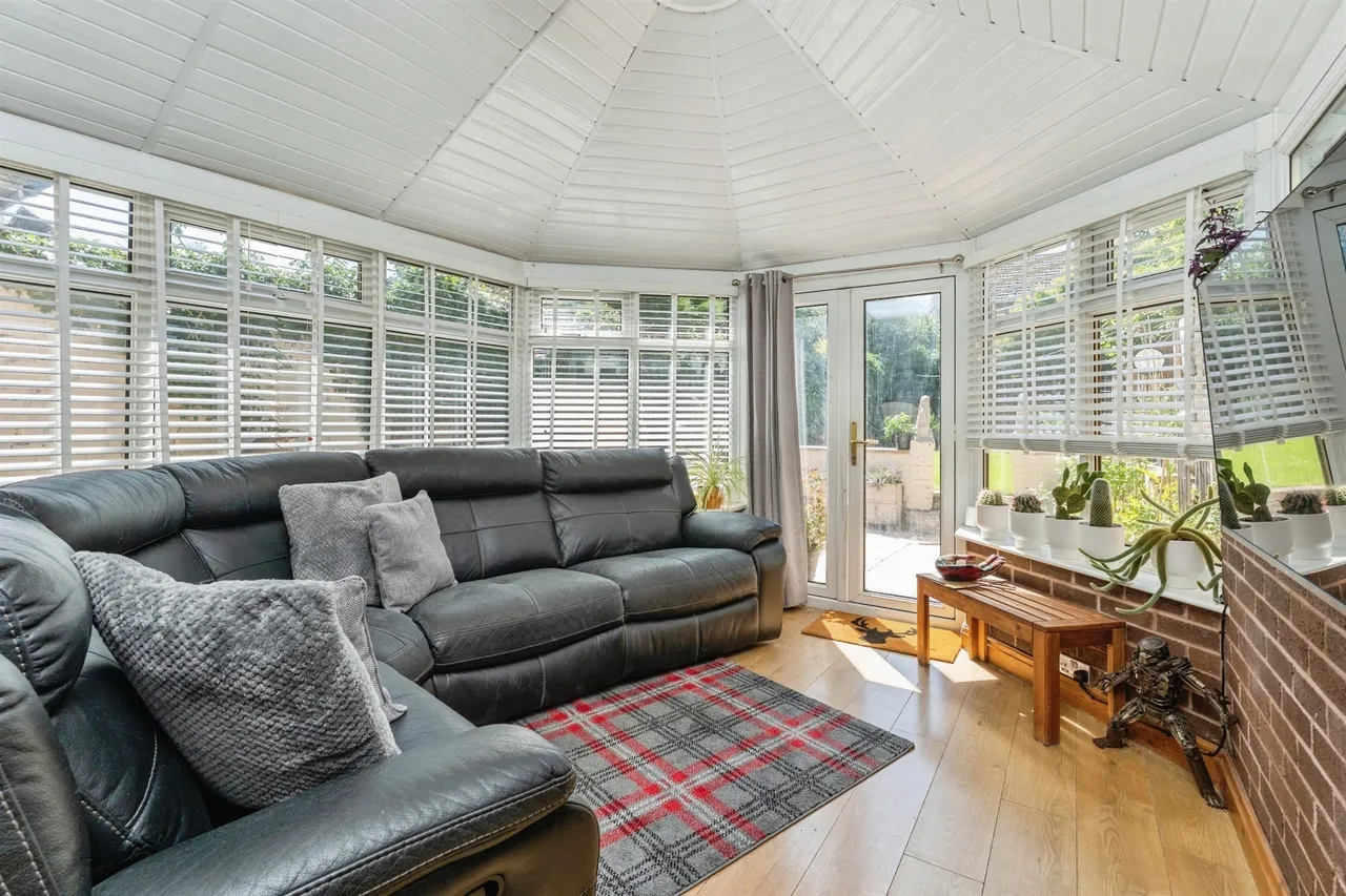 Chester Road, Little Sutton, CH66, photo 7