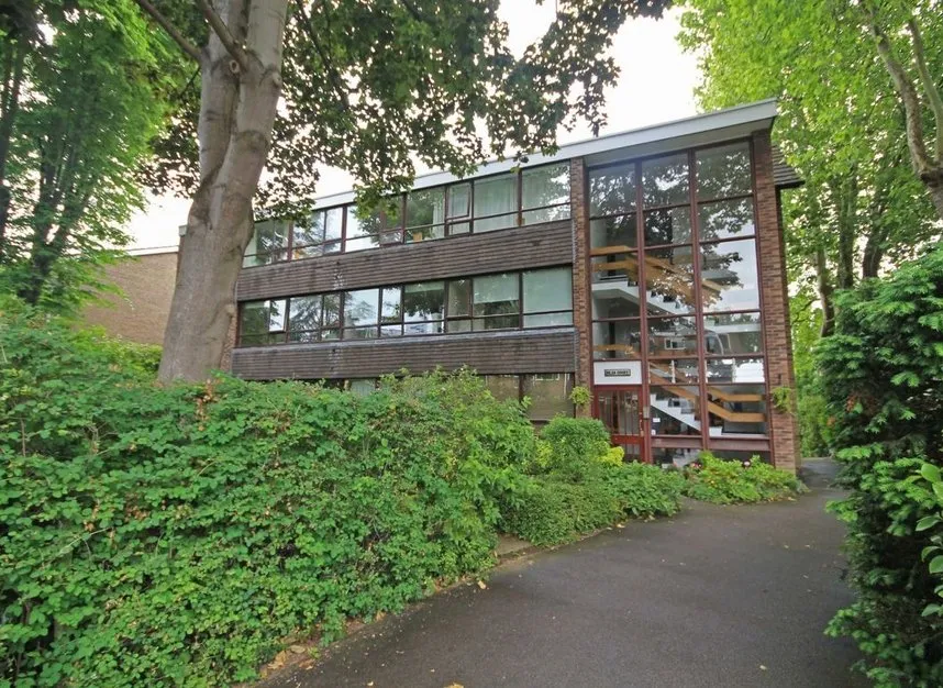 2 bed flat to rent — Lovelace Road, Surbiton, KT6