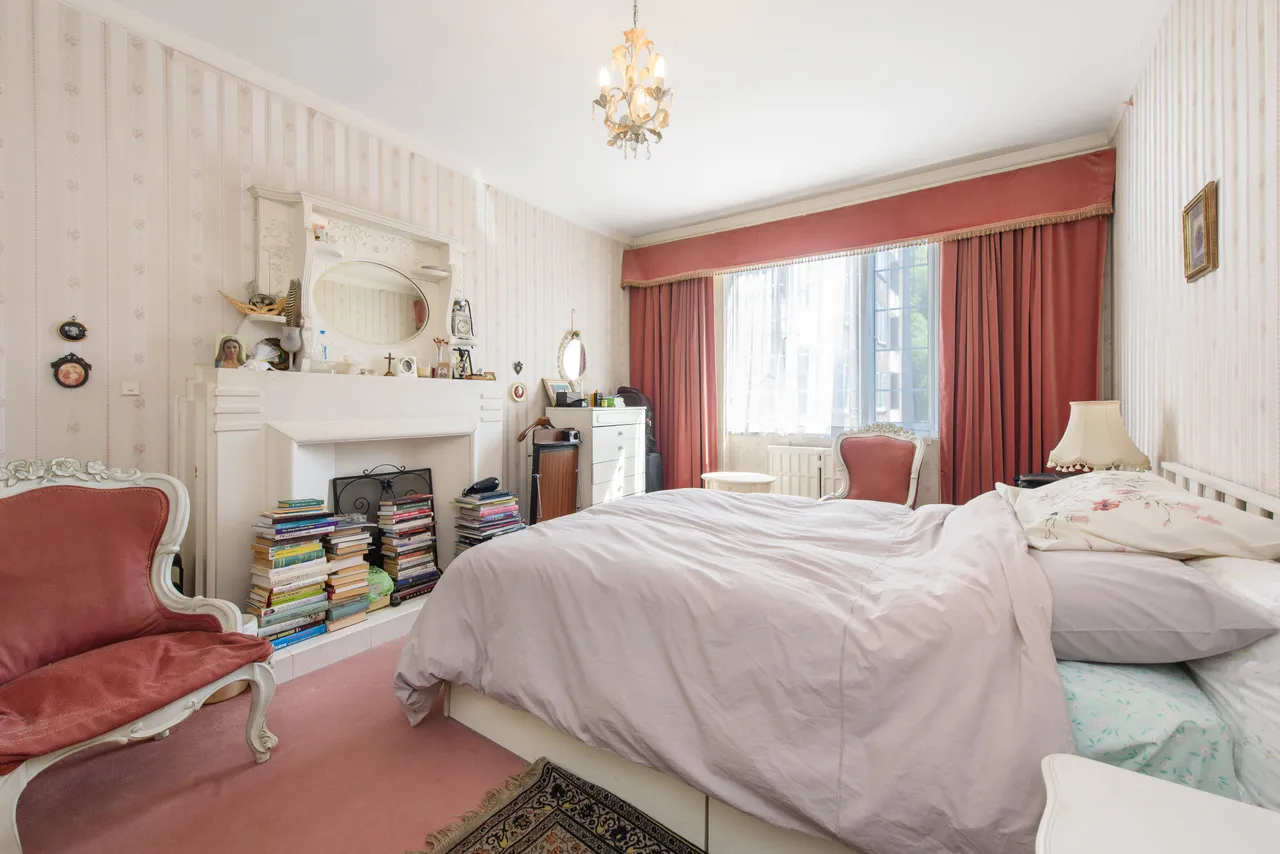 14 Heathway Court, Finchley Road, London, photo 3
