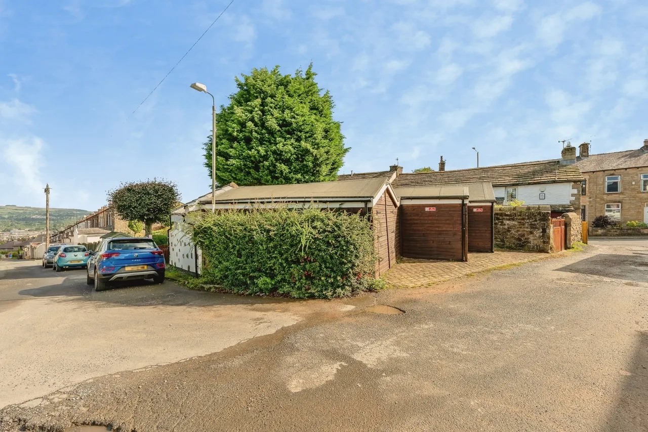 Hibson Road, Nelson, BB9, photo 10