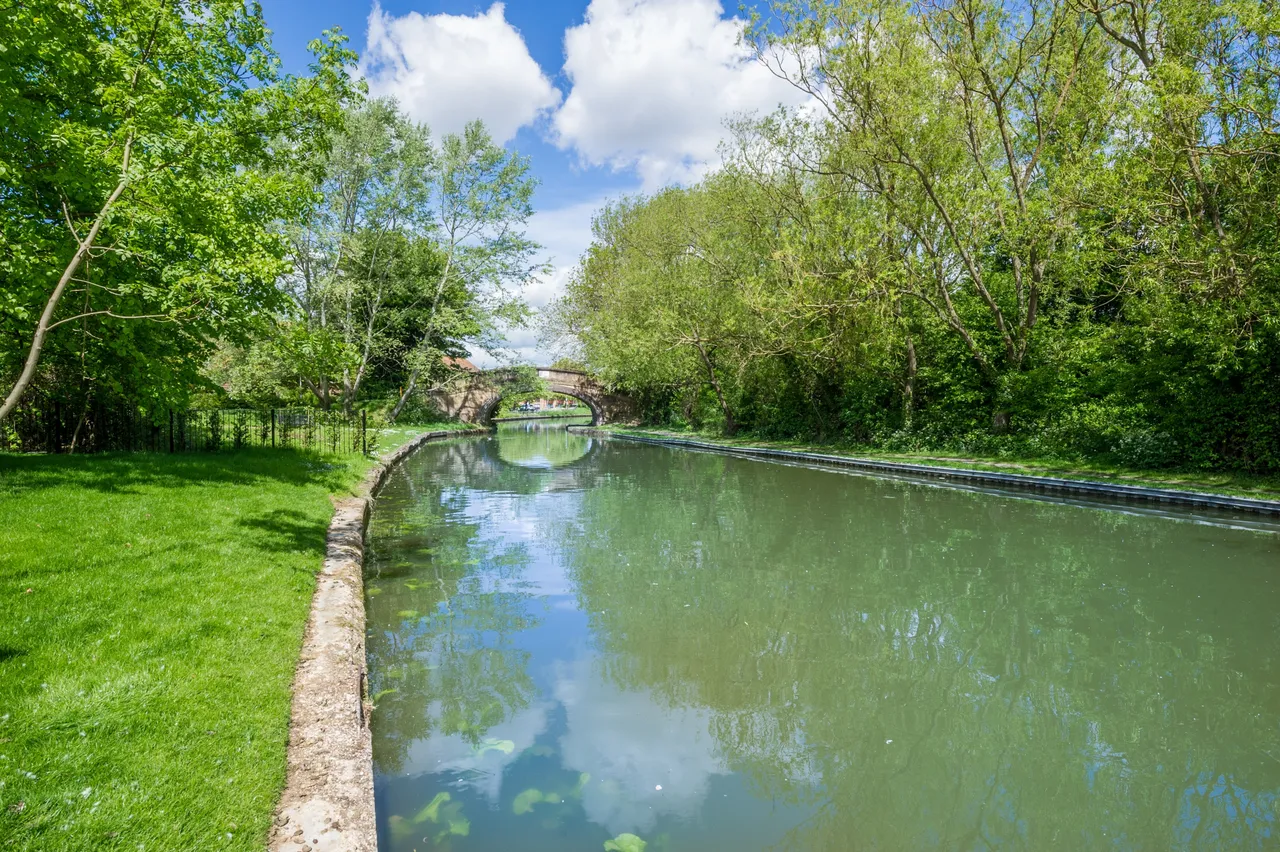 Waterside House, Peartree Bridge MK6, photo 8