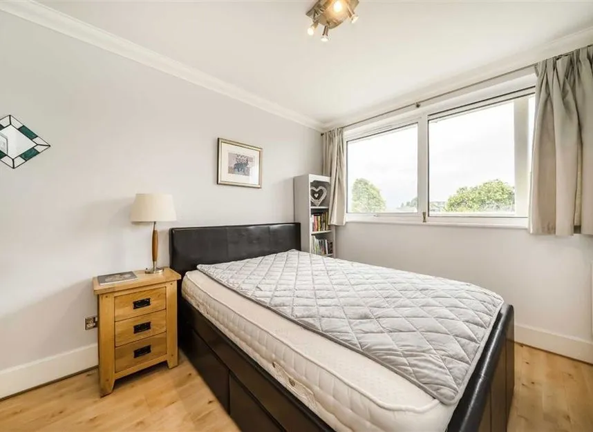 Manor Road, Teddington, TW11, photo 4