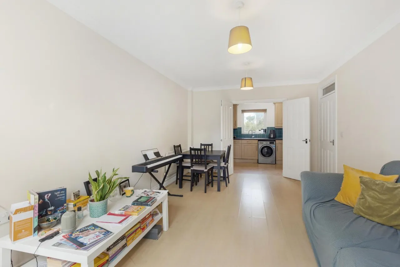 Ferndale Road, Clapham, SW4, photo 6