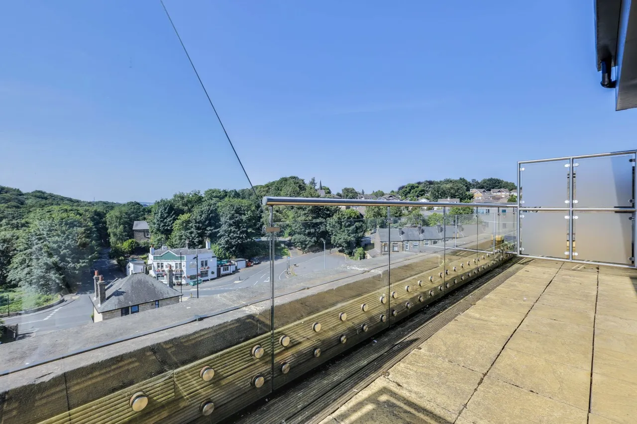 Low Lane, Horsforth, LS18, photo 4