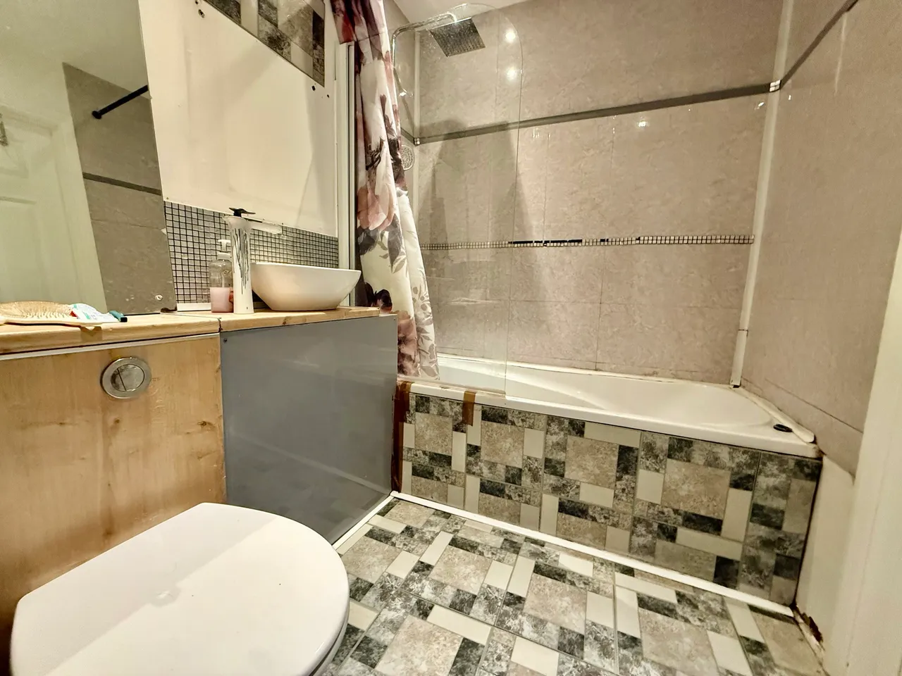 Compton Close Pavilion Way, Edgware, HA8, photo 5
