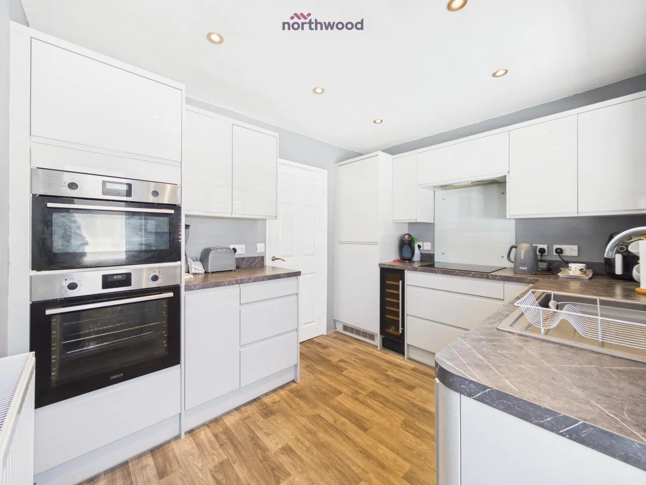 Mile Barn Road, Wrexham, LL13, photo 6