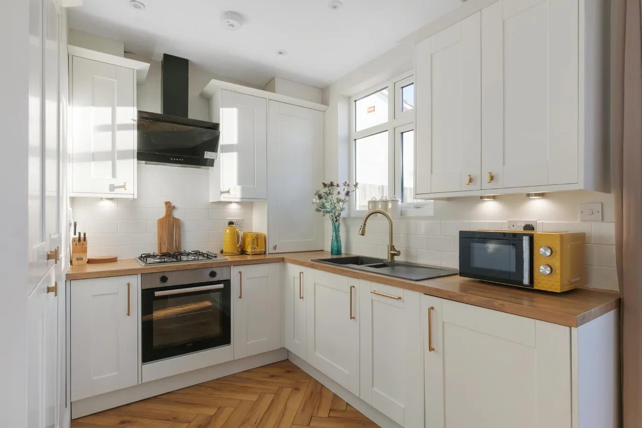 Aviemore Way, Beckenham, BR3, photo 13