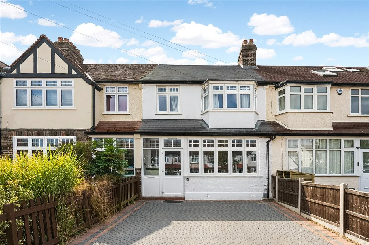 3 bed house for sale, Aviemore Way, Beckenham, BR3
