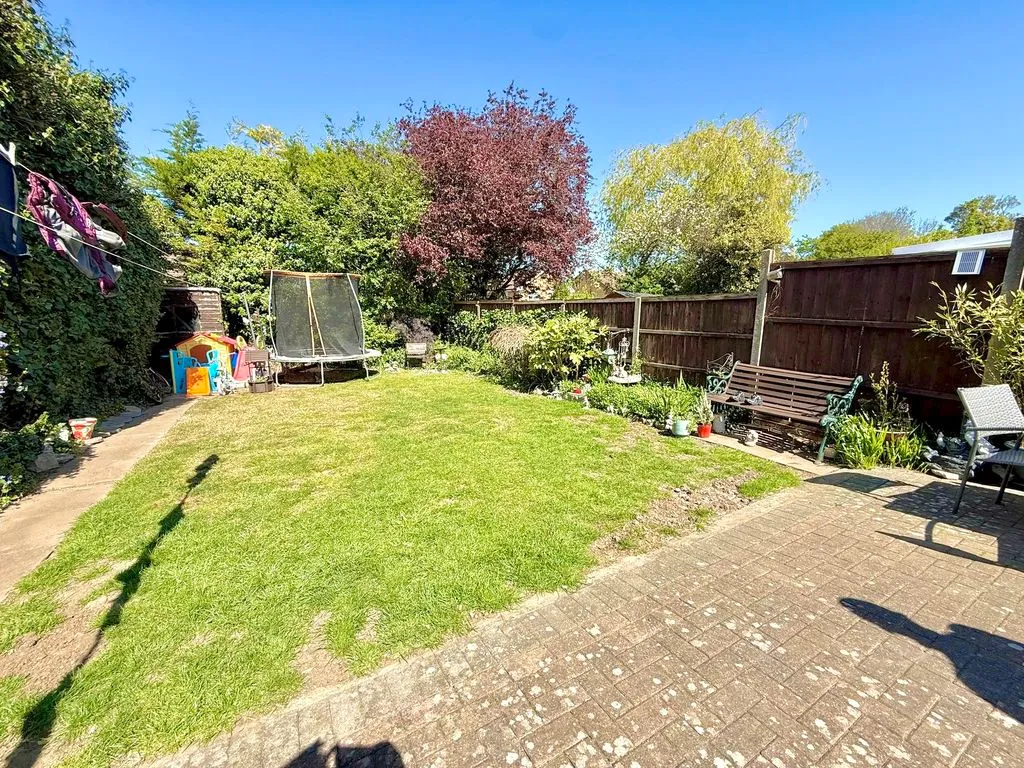 Lime Avenue, Luton LU4 0EF, photo 16