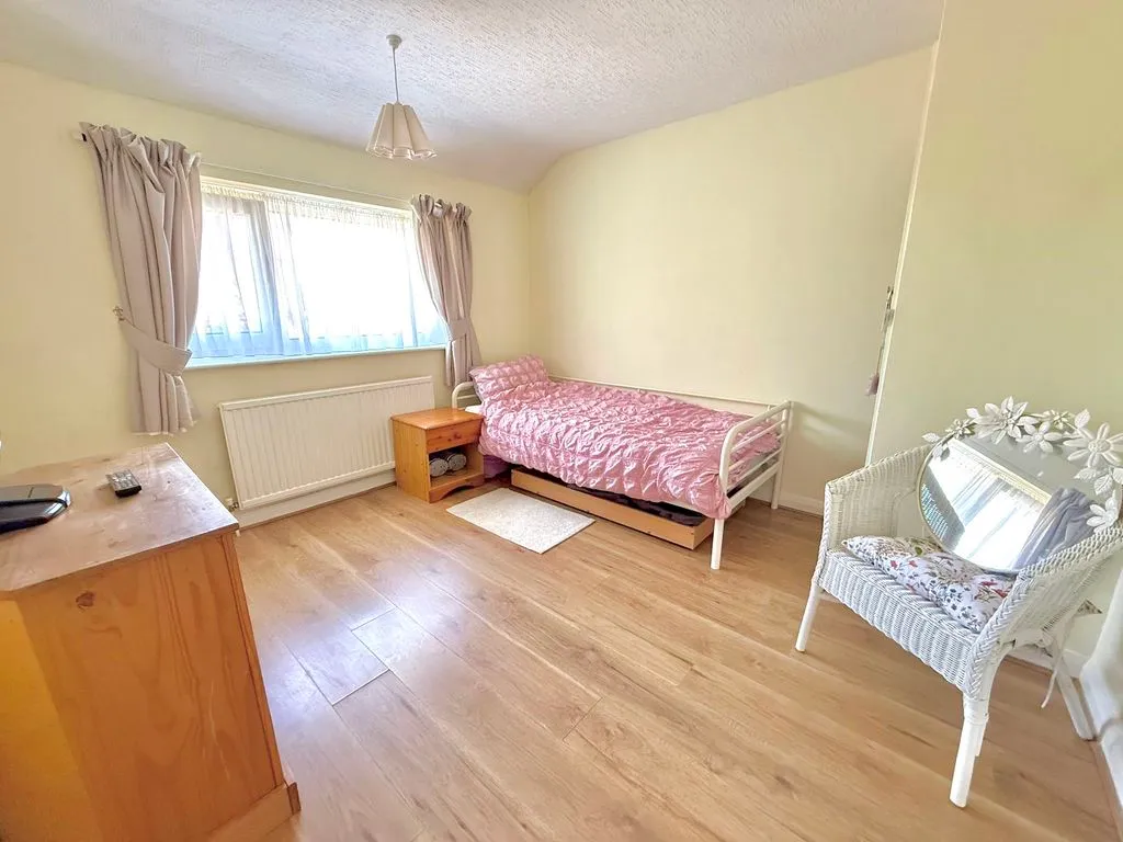 Lime Avenue, Luton LU4 0EF, photo 9
