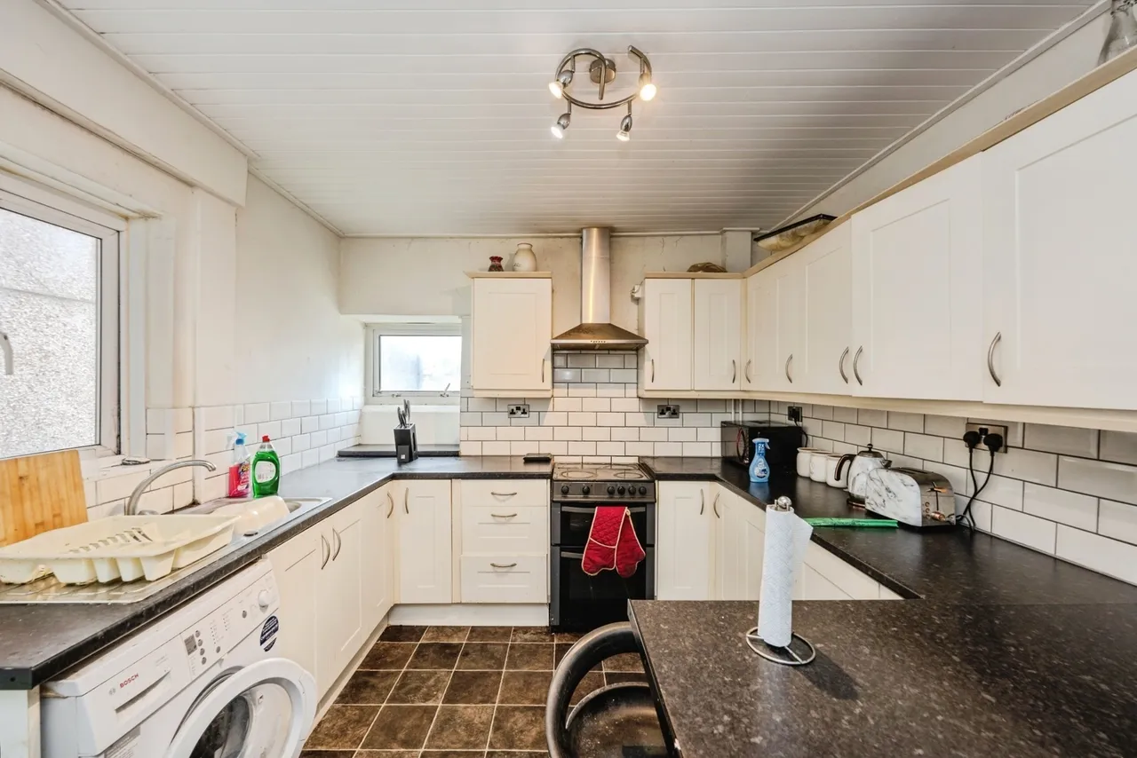 Kinley Street, Swansea, SA1, photo 9