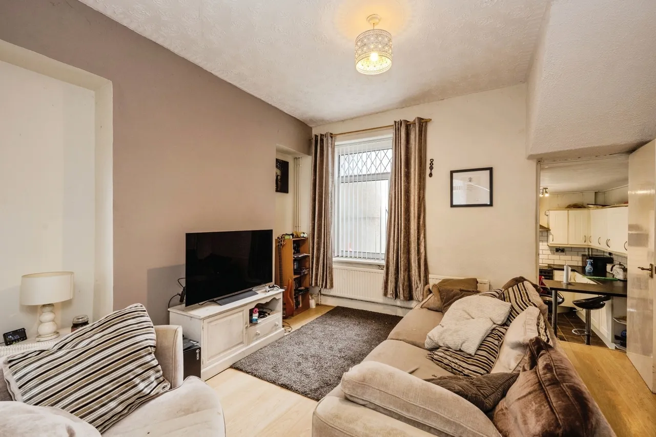 Kinley Street, Swansea, SA1, photo 2