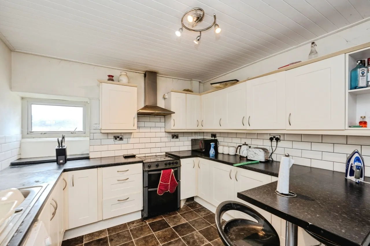 Kinley Street, Swansea, SA1, photo 7