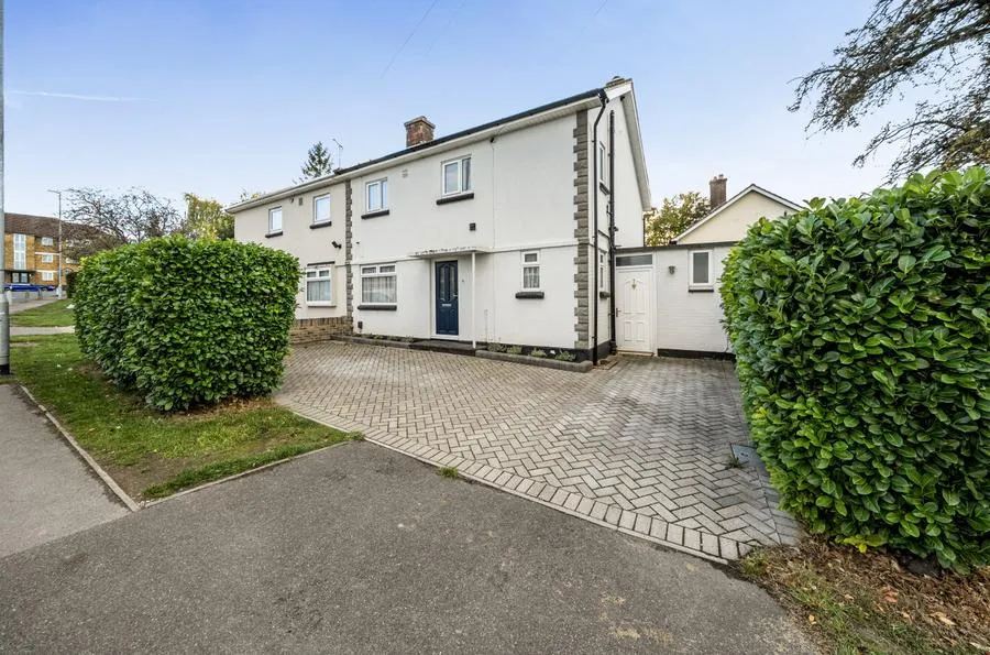 3 bed house for sale, Drovers Way, Dunstable, LU6
