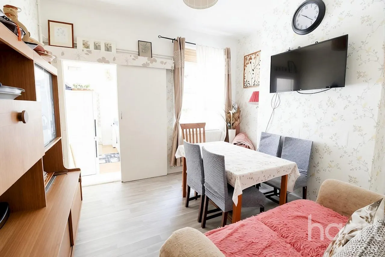 Tavistock Crescent, Luton, LU1, photo 3