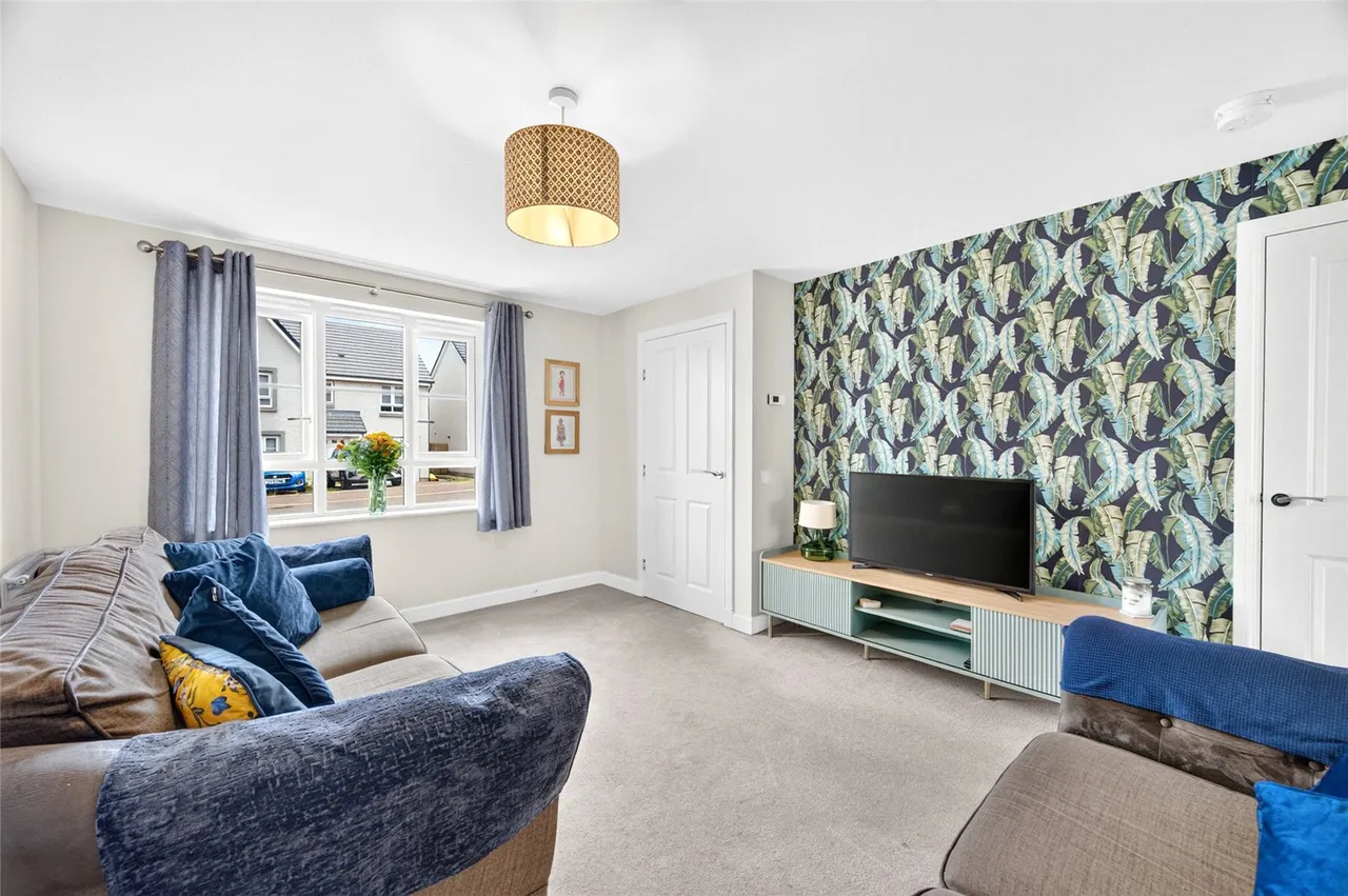 Gorse Crescent, Newtonhill, AB39, photo 3