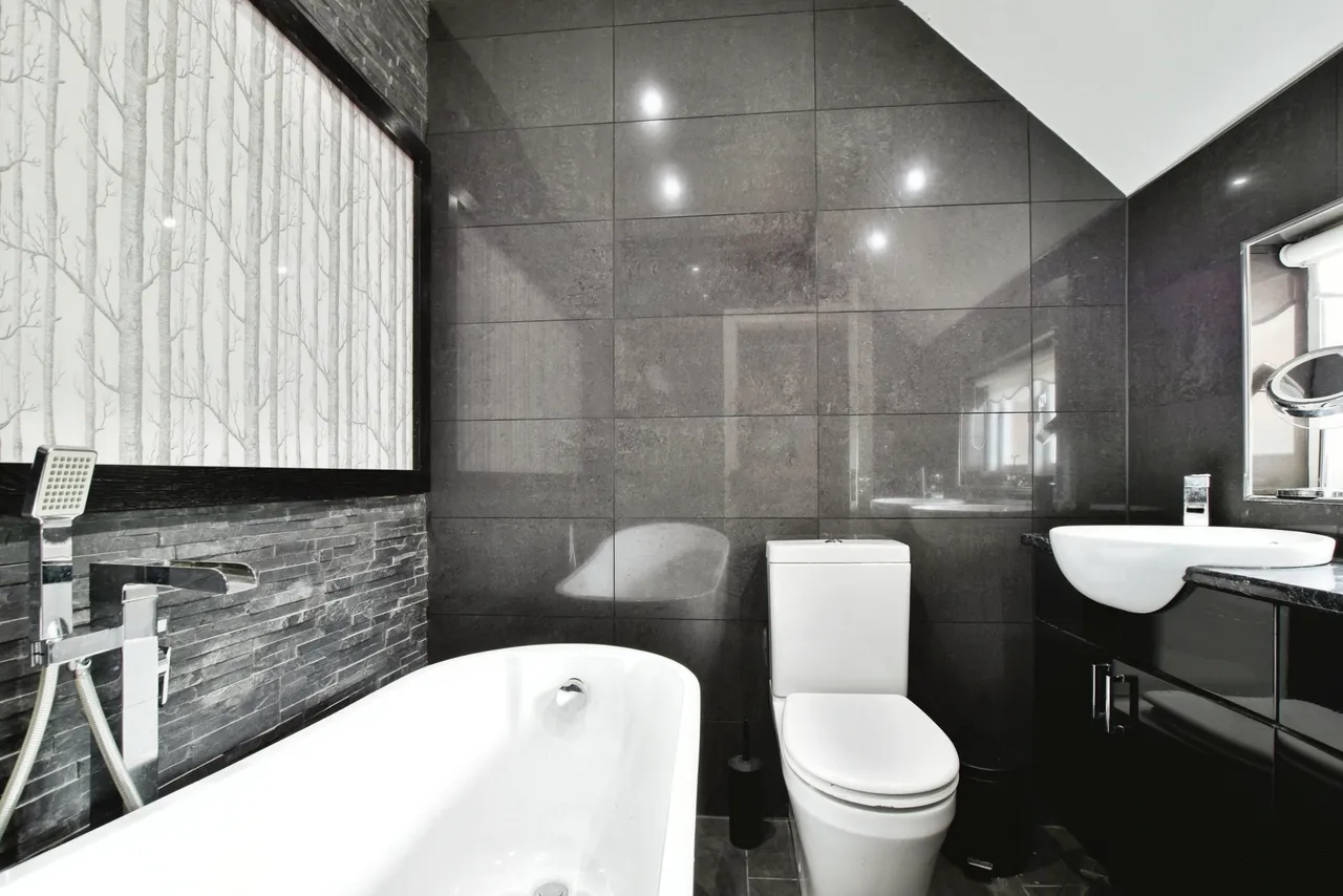 Chester Road, Knutsford, WA16, photo 9