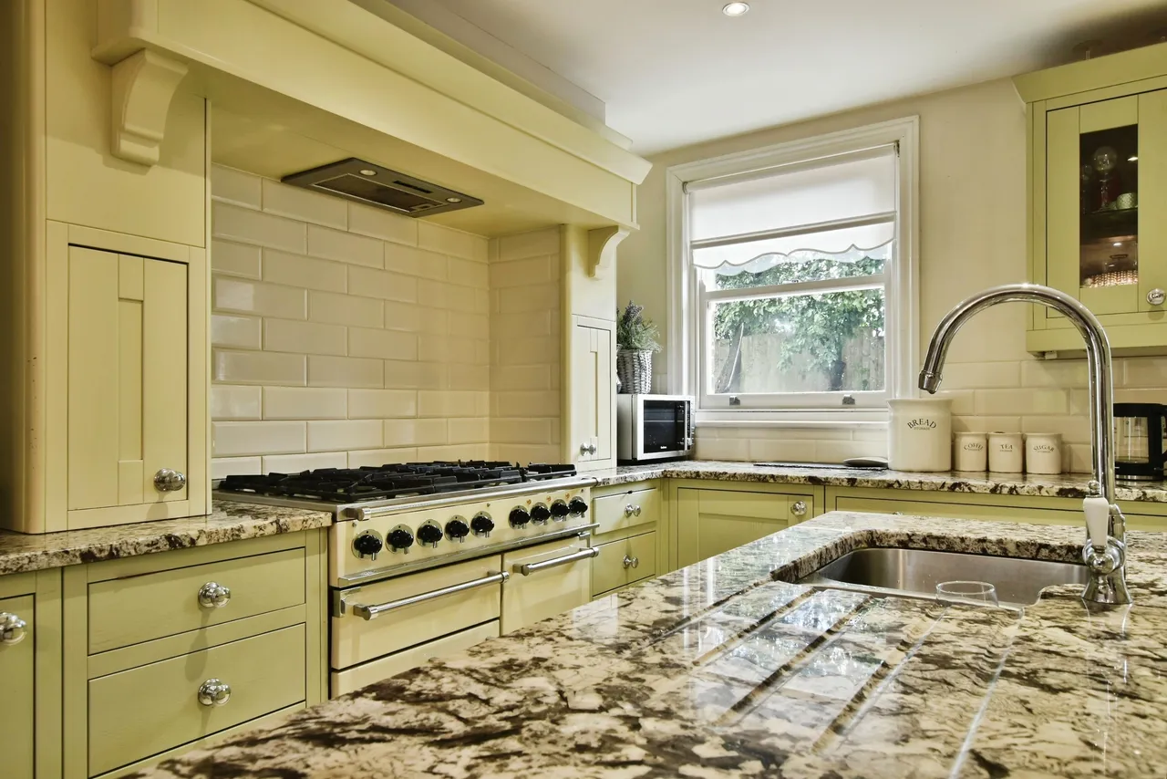 Chester Road, Knutsford, WA16, photo 6
