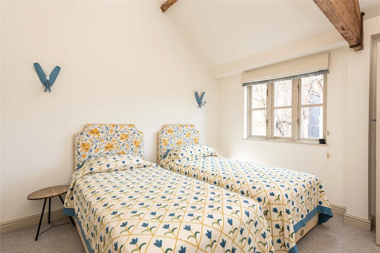 Annexe, Shrob Lodge, MK19, photo 5