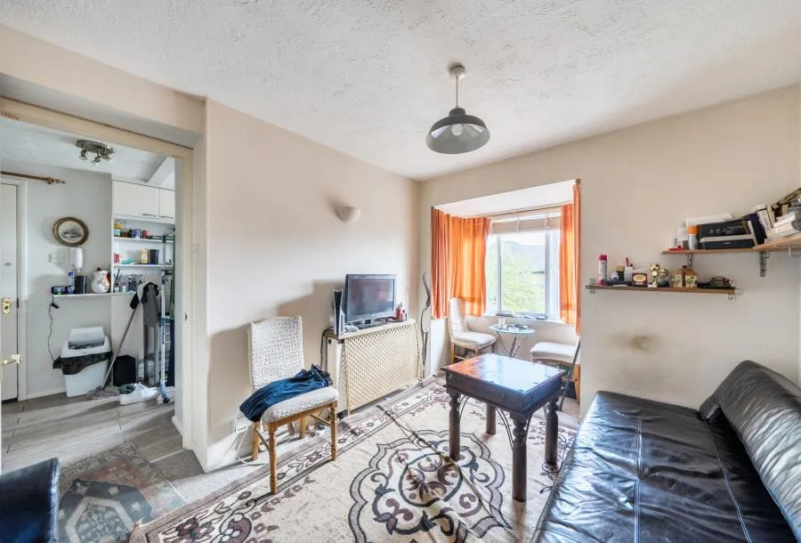 Cotswold Way, Worcester Park, KT4, photo 4