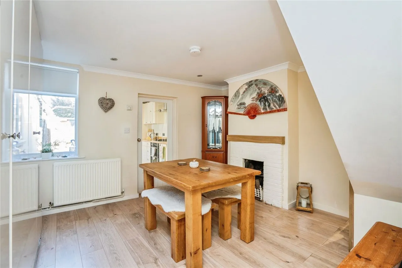 London Road, Waterlooville, PO7, photo 4
