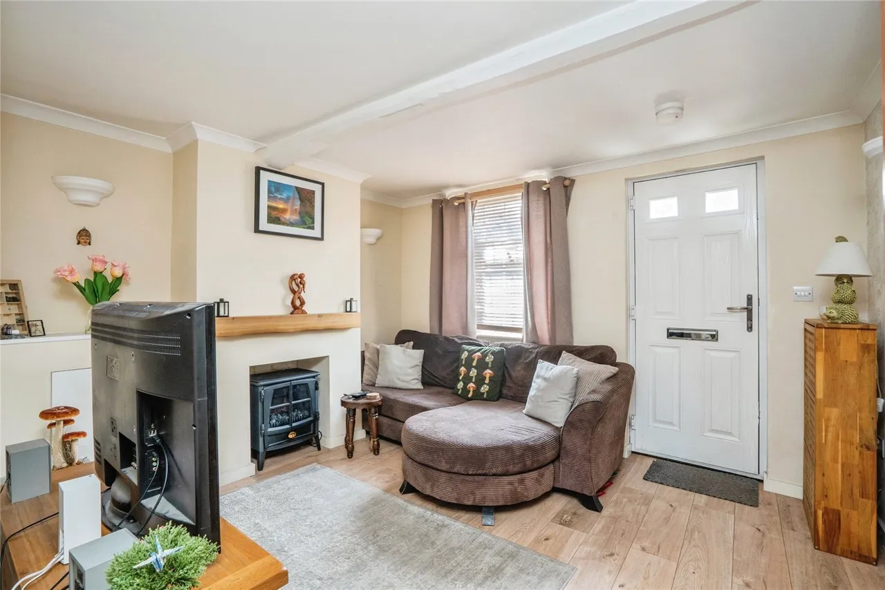 London Road, Waterlooville, PO7, photo 2