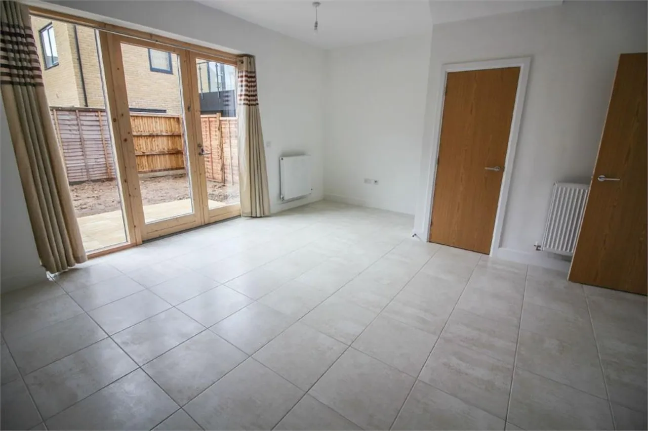 Bullfinch Road, Newhall, CM17, photo 6