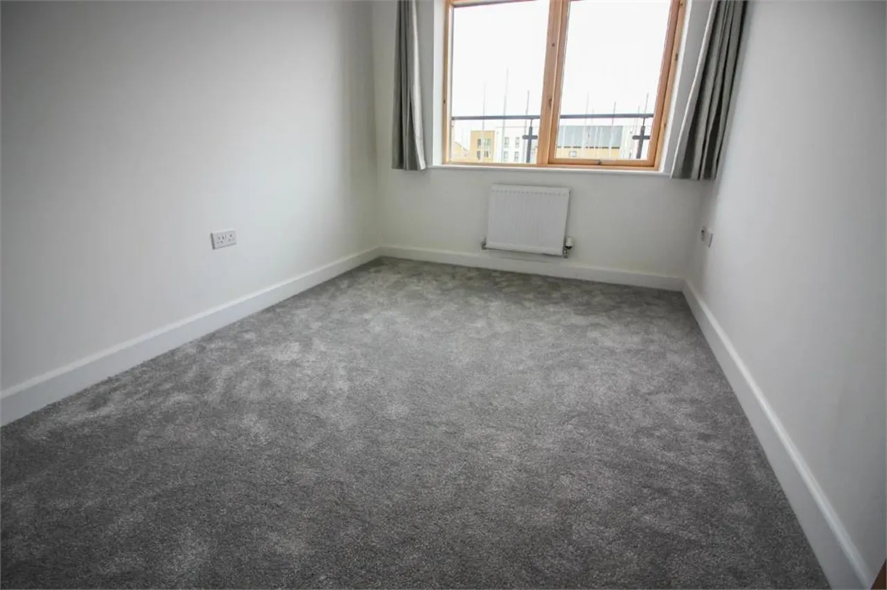Bullfinch Road, Newhall, CM17, photo 11