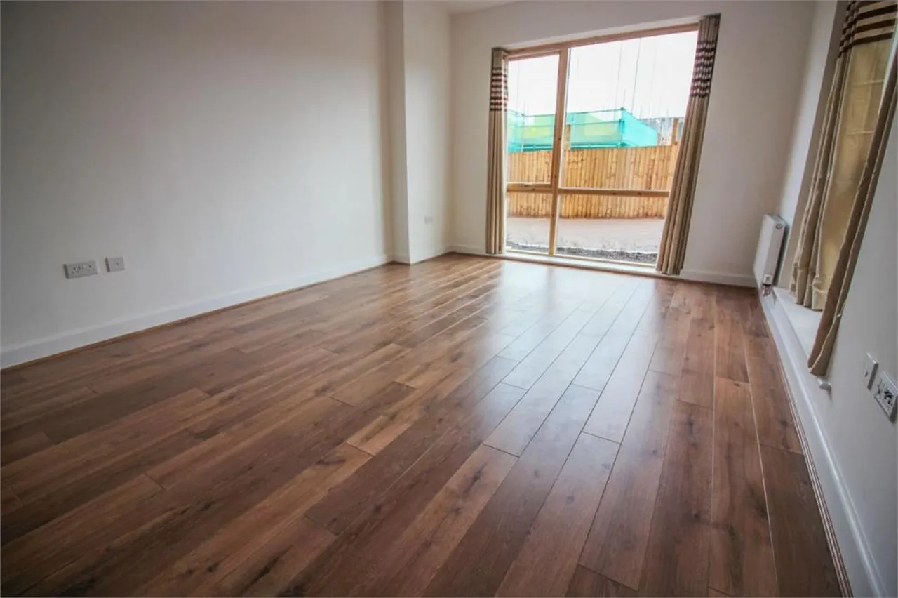 Bullfinch Road, Newhall, CM17, photo 5