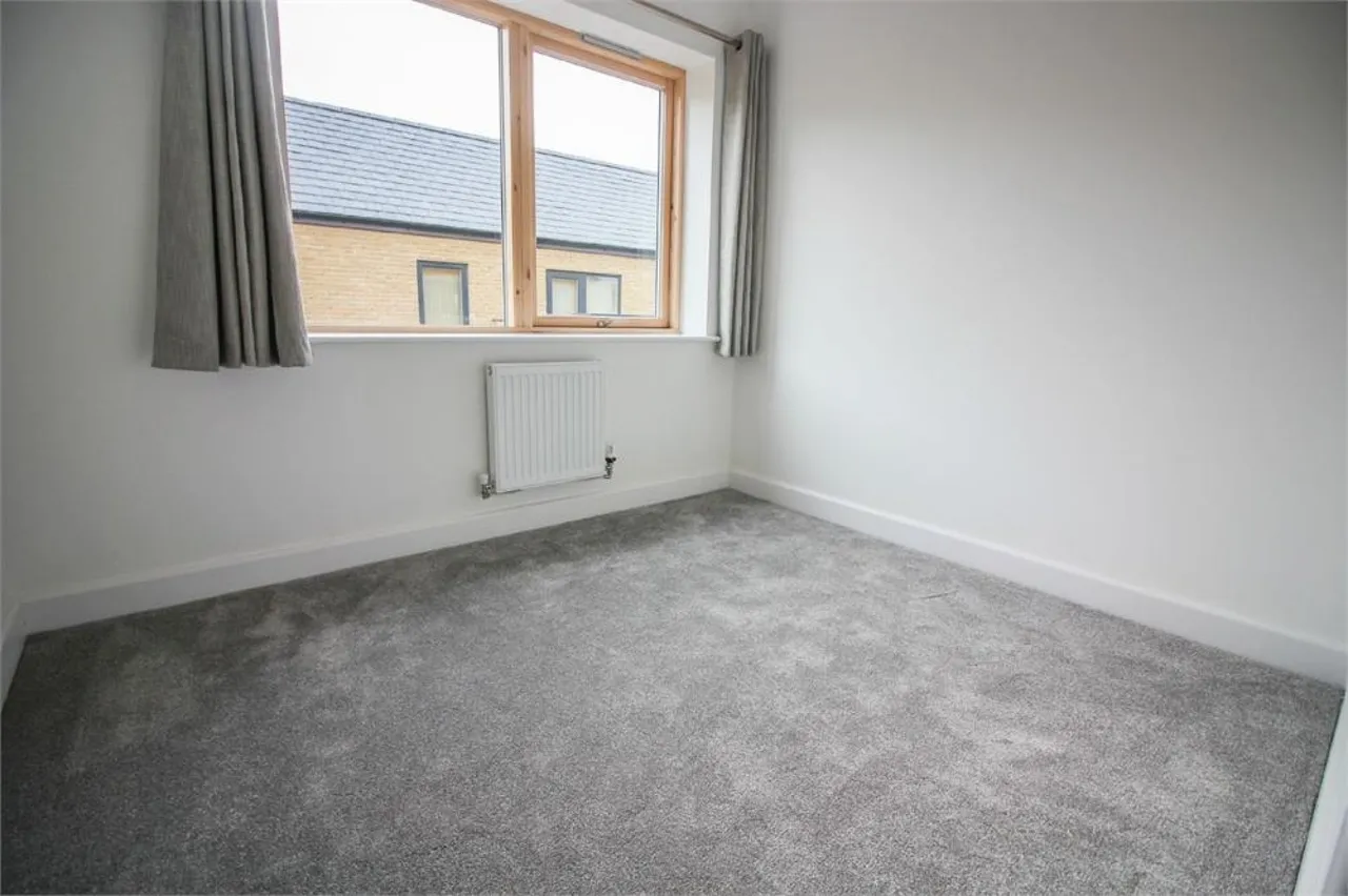 Bullfinch Road, Newhall, CM17, photo 10