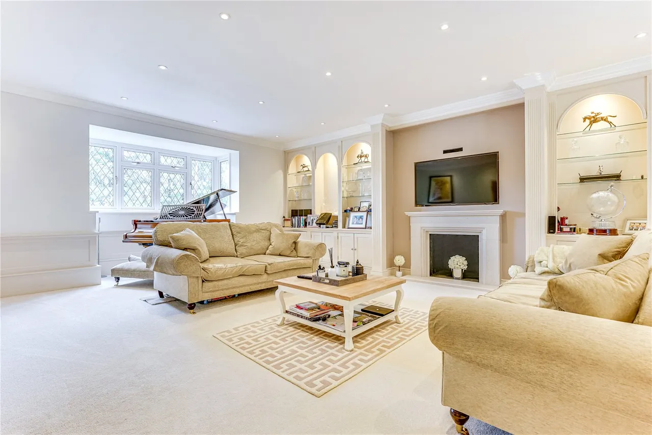 Carbone Hill, Northaw, Hertfordshire, EN6 4PN, photo 9