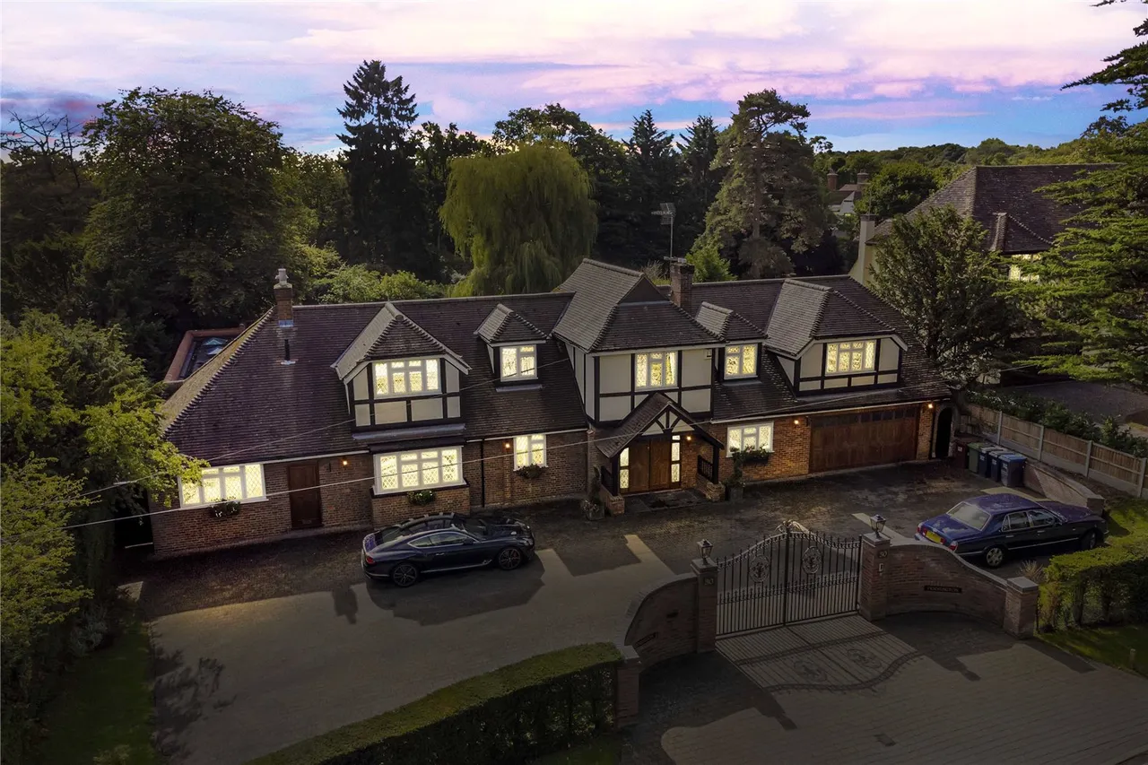 Carbone Hill, Northaw, Hertfordshire, EN6 4PN, photo 27