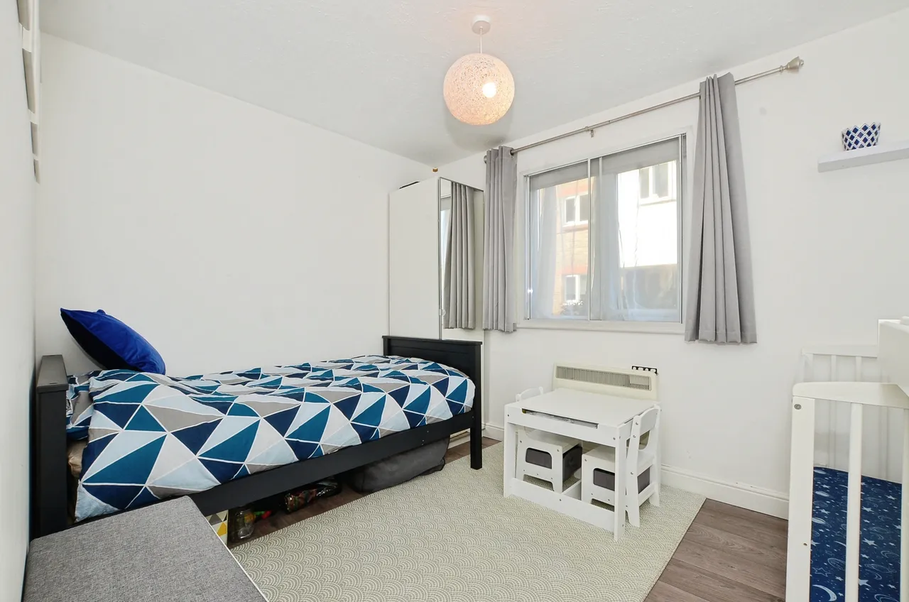 Granville Place, Pinner, HA5, photo 5