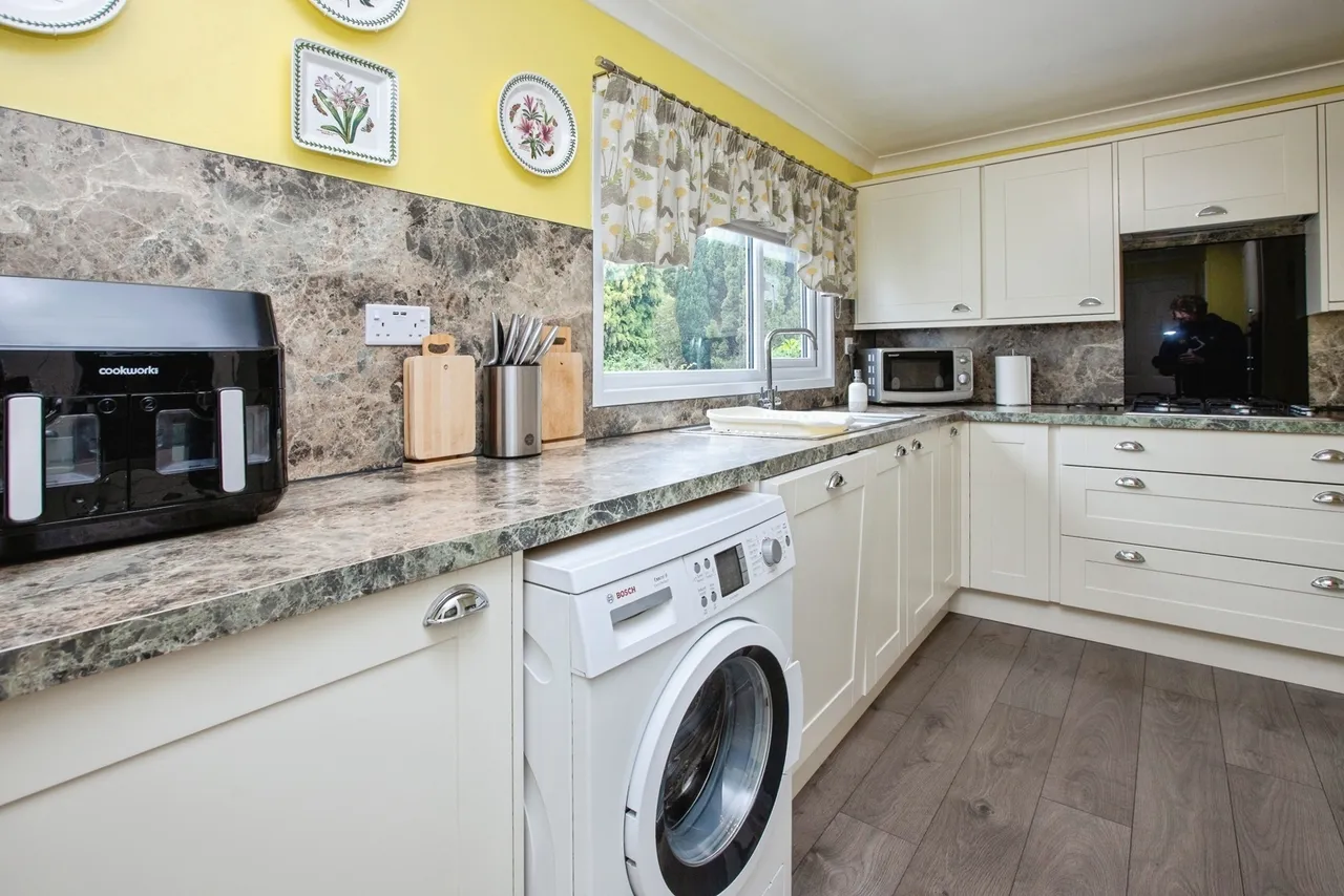 Mill Lane, Old Tupton, S42, photo 3